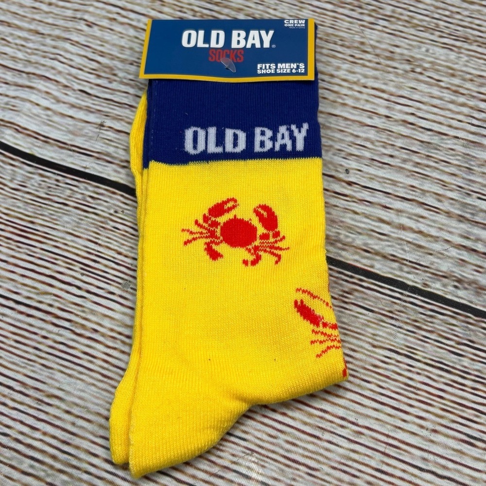 Old Bay‎ Seasoning Mens Crew Socks Yellow Blue Red Crab Lobster Size 6-12 NWT